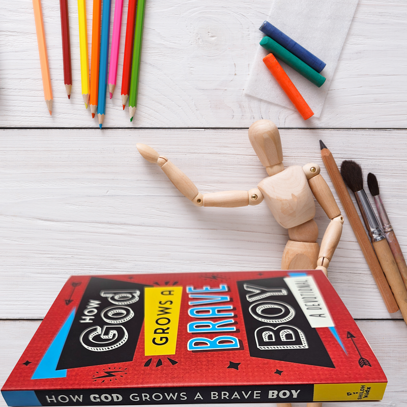 How God Grows a Brave Boy: A Devotional - Children&