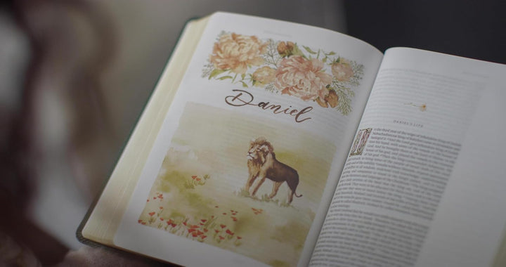 ESV GraceLaced Bible, Journaling Edition (Artwork by Ruth Chou Simons) (TruTone, Quiet Forest)