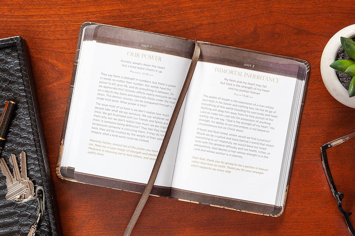 Jesus First for Men: 365 Devotions to Start Your Day