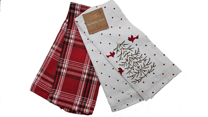 Christmas Tree &amp; Cardinals Towels 2 Pack Set