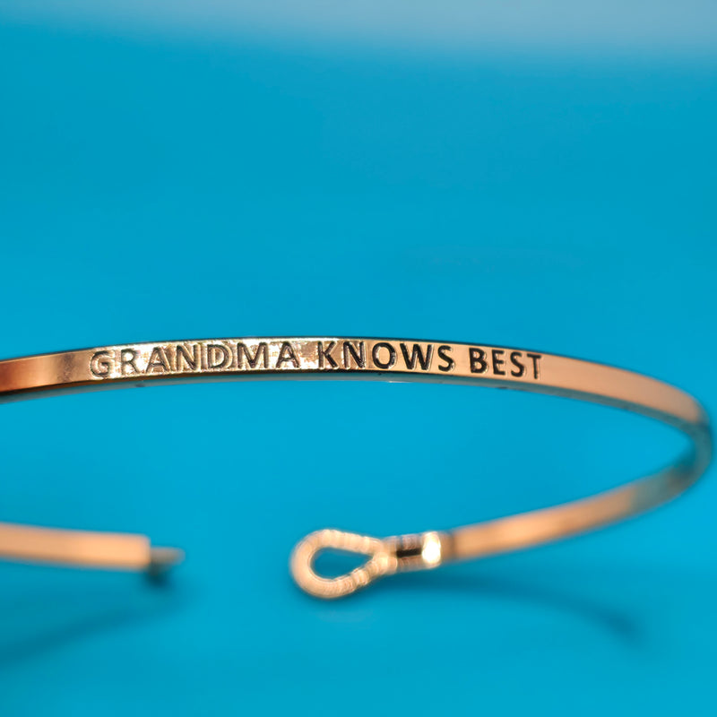GRANDMA KNOWS BEST Inspirational Message Bracelet Positive Message Engraved Thin Bangle - Jewelry