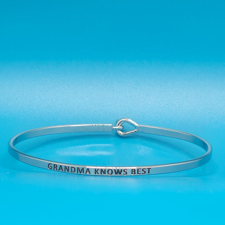 GRANDMA KNOWS BEST Inspirational Message Bracelet Positive Message Engraved Thin Bangle - Jewelry