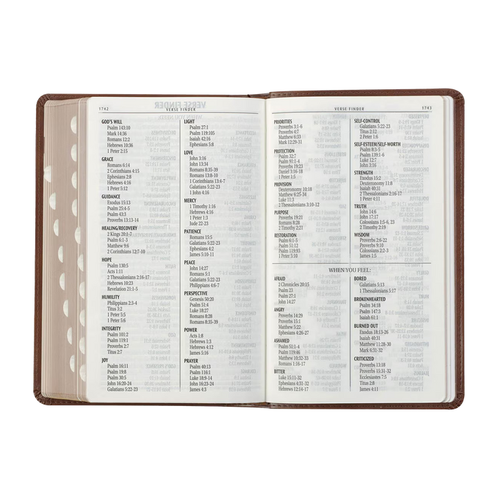 Saddle Tan and Butterscotch Faux Leather Giant Print Standard-size King James Version Bible with Thumb Indexing