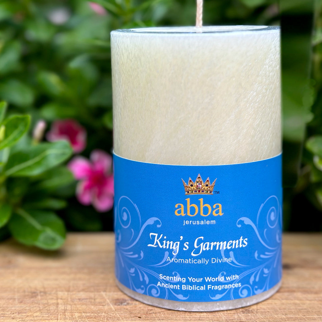 Kings Garment Pillar Candle
