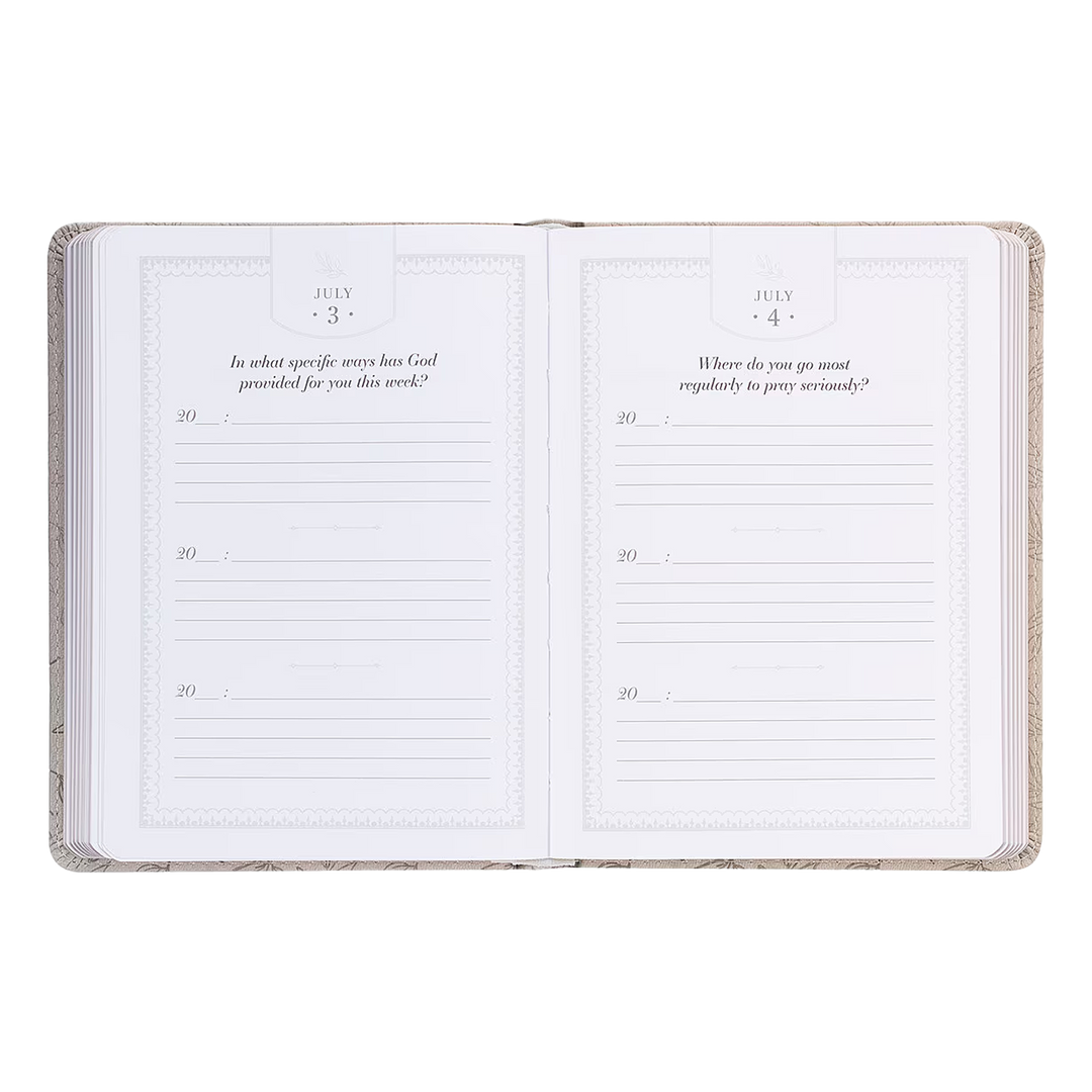 Q&amp;A a Day: 3-Year Journal for Christian Women